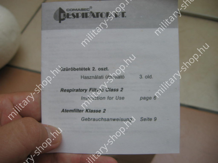 katonai gázálarc  katonai ruházat felszerelés katonai bolt üzlet army shop military shop budapest salgótarján kelet német katonai gázálarc katonai régiségek gázálarc szelence filter
