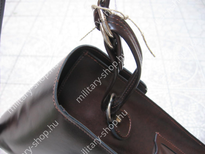 honvédségi kimenő táska katonai hátizsák táska katonai utazótáska utazó táska  katonai ruházat felszerelés katonai bolt üzlet army shop army store military shop budapest salgótarján nógrád megye magyar honvédség
