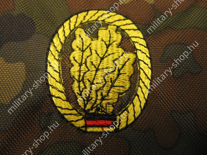 katonai pénztárca id tok katonai hátizsák német bundeswehr bw hátizsák bakancs surranó  katonai ruházat felszerelés katonai bolt üzlet military shop army shop army store military store budapest hegyivadász gebirgsjager