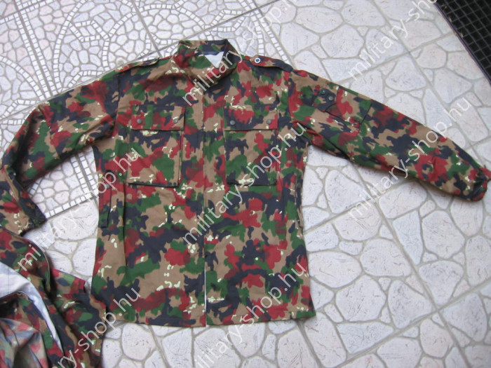 svájci zubbony liebermuster 1945 német zubbony bw zubbony hagyományőrző zubbony katonai zubbony pulóver dzseki kabát katonai bolt üzlet army shop army store military shop budapest in budapest