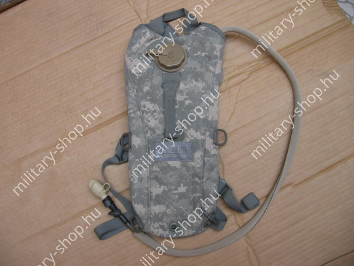 camelbak víztartány source usa kulacs 1 q usa amerikai hadsereg tengerészgyalogság katonai ruházat felszerelés u.s.army usa amerikai hadsereg tengerészgyalogság u.s.army magyar katonai ruházat felszerelés katonai bolt üzlet military shop army shop army camelbak víztartány source usa kulacs 1 q usa amerikai hadsereg tengerészgyalogság katonai ruházat felszerelés u.s.army usa amerikai hadsereg tengerészgyalogság u.s.army magyar katonai ruházat felszerelés katonai bolt üzlet military shop army shop army