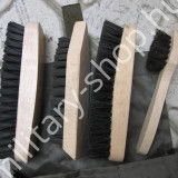 bw bundeswehr cipő bakancs tisztító készlet boxkészlet cipő bakancs box vax wax impregnáló krém kiwi bagarol katonai bakancs ápoló bakancsápoló katonai bolt üzlet army shop store military shop store militari militária bol üzlet shop store in budapest