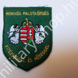 mh magyar honvédség honvéd palotaőrség várőrség francia angol nato német usa baret barett lövész ejtőernyős felvarró katonai bolt üzlet army shop store in budapest mh magyar honvédség honvéd palotaőrség várőrség francia angol nato német usa baret barett lövész ejtőernyős felvarró katonai bolt üzlet army shop store in budapest