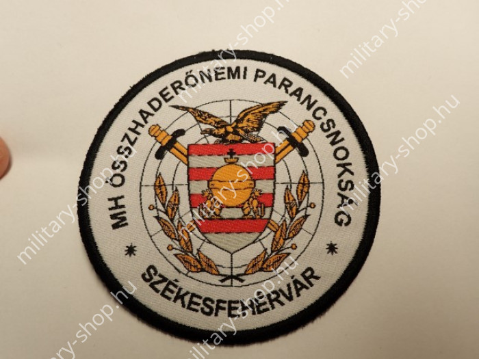 magyar katonai felvarró székesfehérvár  jelzés katonai bolt üzlet military shop store army shop store budapest magyar katonai felvarrók deszantos ejtőernyős desszantos mellkas osztályjelzés deszantos ejtőernyős felvarró