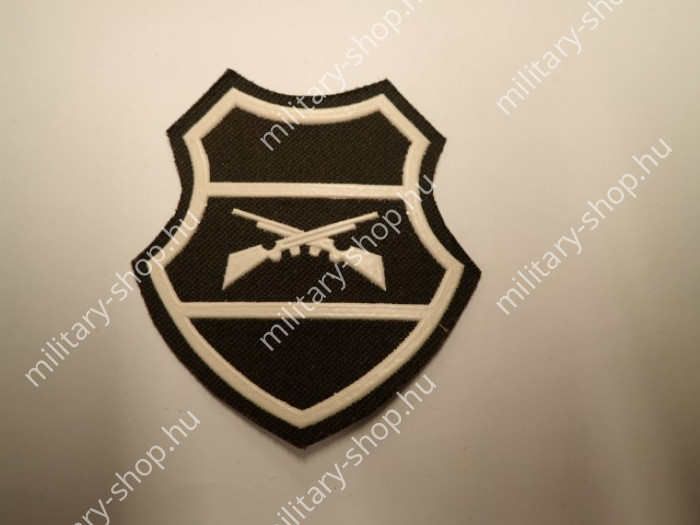magyar hör határőrség magyar honvédség mh mellkas pajzs  felvarró  gyakorló sapka bocskai őrvezető tizedes szakaszvezető jelzés katonai bolt üzlet military shop store army shop store budapest magyar katonai felvarrók deszantos ejtőernyős desszantos mellka
