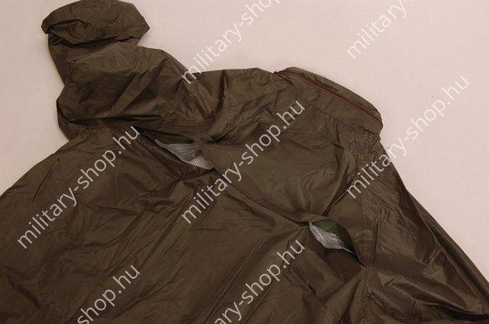 katonai ruházat felszerelés katonai bolt üzlet army shop army store military shop katonai lerakat katonai esővédő eső köpeny köppeny vízhatla ruha