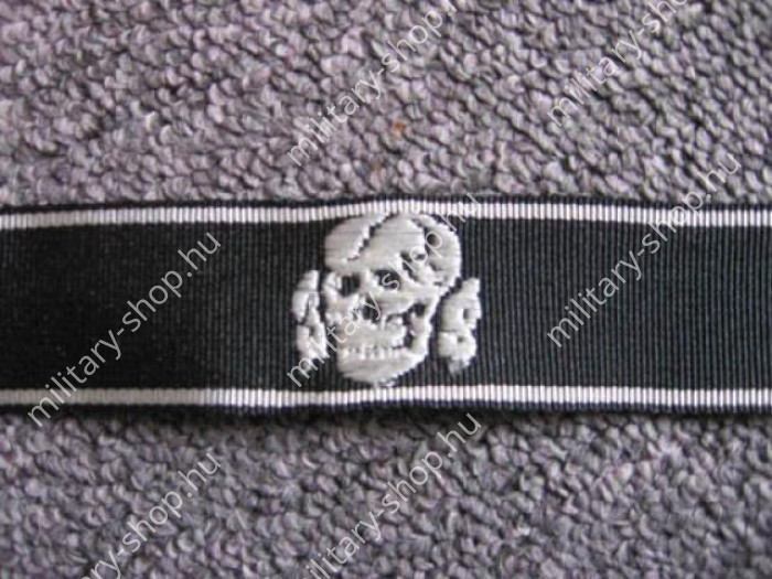 katonai régiség katonai ruházat felszerelés katonai bolt military shop salgótarján budapest II.világháború II.világháborús német wehrmach ruházat felszerelés második világháború