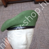 katonai hör határőrség vállap baret barett bocskai tányér sapka magyar honvédség  katonai ruházat felszerelés katonai bolt üzlet military shop store army shop store in budapest