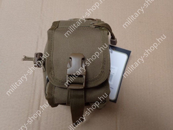 katonai ruházat felszerelés tártok irattartó tok fényképező gép tok tár tartó id tok   bolt üzlet army shop military shop army store budapest  magyar honvédség