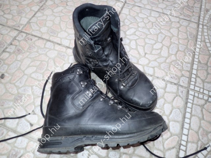 bw bundeswehr 2007m bakancs kommandós bakancs német bundeswehr bw téli katonai GORE-TEX® bakancs lowa meindl katonai bakancs surci ruházat   katonai ruházat felszerelés katonai bolt üzlet army shop army store military shop in budapest
