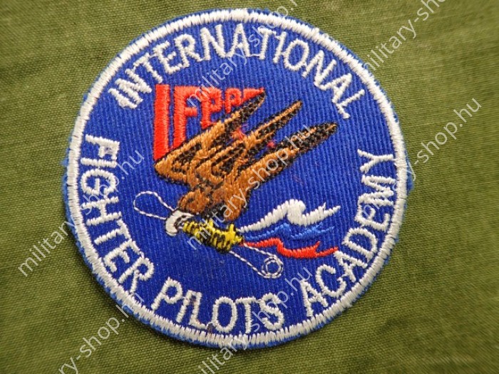 mh.59.Szentgyörgyi Dezső international flight training academy magyar katonai repülés légierő repülős pilóta felvarrók katonai felszerelés ruházat rangjelzések, katonai bolt üzlet army shop store military shop store in on budapest