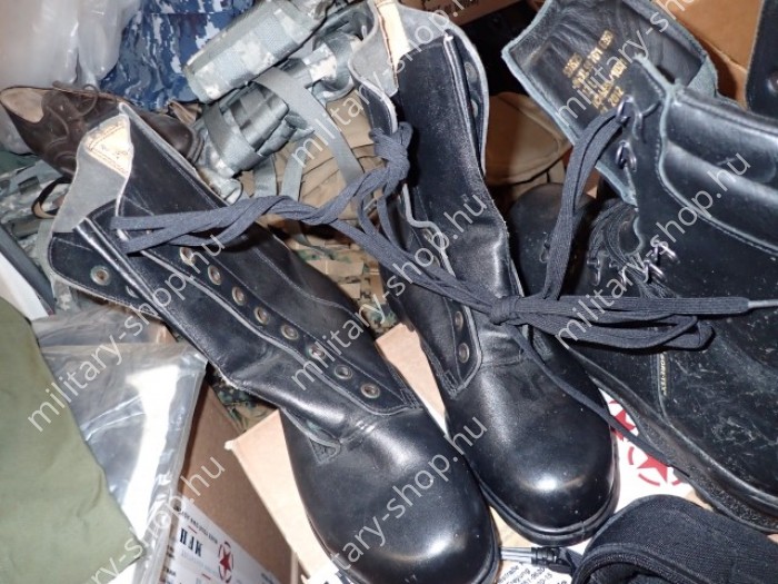 angol katonai bakancs underground acélbetétes acél STIEFEL stiefel betétes bakancs félcipő surranó katonai téli nyári bakancs katonai bolt üzlet army shop store military shop store in budapest