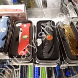 katonai felesleg ruházat felszerelés hátizsák sisak bakancs katonai bolt üzlet army shop store military shop store in budapest