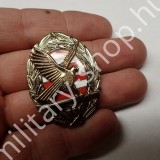 vezérkari akadémiamellkas fém jelzés magyar katonai ruházat felszerelés katonai bolt üzlet military shop army shop army store in budapest magyar katonai felvarrók deszantos ejtőernyős desszantos mellkas osztályjelzés deszantos ejtőernyős felvarró