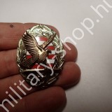 vezérkari akadémiamellkas fém jelzés magyar katonai ruházat felszerelés katonai bolt üzlet military shop army shop army store in budapest magyar katonai felvarrók deszantos ejtőernyős desszantos mellkas osztályjelzés deszantos ejtőernyős felvarró