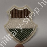 ÚJ4649, MH KAR PAJZS ,2015 M MULTICAM EGYENRUHÁHOZ ,VILÁGOS ALAPPAL ,ÚJ