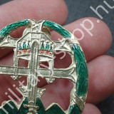 magyar katonai ruházat felszerelkés katonai bolt military shop budapest rohamtüzér kitűző magyar II.világháborús második világháború katonai régiség ludovika tiszti jelvény katonai bolt üzlet army shop store military shop store in budapest