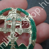 magyar katonai ruházat felszerelkés katonai bolt military shop budapest rohamtüzér kitűző magyar II.világháborús második világháború katonai régiség ludovika tiszti jelvény katonai bolt üzlet army shop store military shop store in budapest