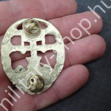 magyar katonai ruházat felszerelkés katonai bolt military shop budapest rohamtüzér kitűző magyar II.világháborús második világháború katonai régiség ludovika tiszti jelvény katonai bolt üzlet army shop store military shop store in budapest
