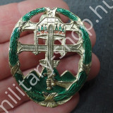 magyar katonai ruházat felszerelkés katonai bolt military shop budapest rohamtüzér kitűző magyar II.világháborús második világháború katonai régiség ludovika tiszti jelvény katonai bolt üzlet army shop store military shop store in budapest
