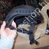2001 2002 kevlar kevlár rohamisak acél sisakja magyar rohamsisak magyar katonai felszerelés ruházat katonai bolt üzlet military mishop store army store army shop in budapest