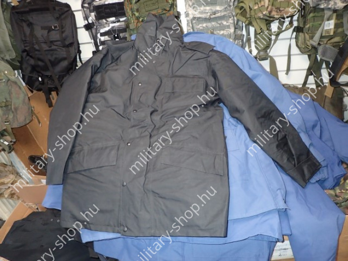 angol rendőrségi kabát katonai gyakorló nadrág zubbony magyar 2003m 2003 m sivatagi osztrák gore-tex kabát hadi gyakorló nadrág pilóta nadrág marpat woodland desert  bevetési nadrág katonai bolt üzlet army shop store military shop store in budapest
