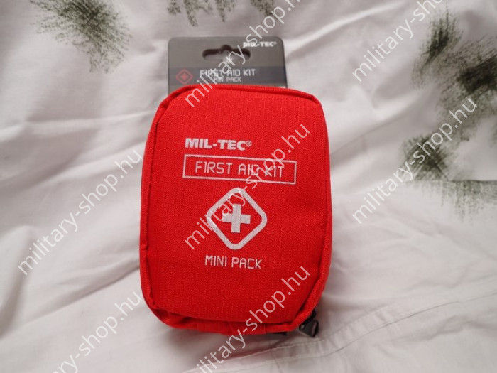 katonai elsősegély csomag ifak first aid kit tourniquet  egyéni sebkötöző katonai ételcsomag kajacsomag mre katonai bolt üzlet army shop store military shop in budapest