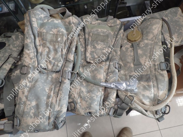 camelback víztartány source skycraft usa kulacs 1 q 2 q katonai bolt üzlet army shop store military shop store surplus in budapest