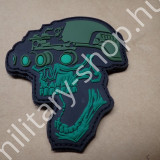 ÚJ5473, ÉJJELLÁTÓS -KOPONYÁS PVC PATCH ,ÚJ