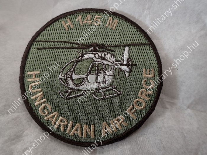 puma század , h 145 m mh.kiss józsef 86.helikopter dandár szolnok magyar légierő mig felirat magyar repülős felvarrók magyar pilóta felvarró magyar katonai felszerelés ruházat rangjelzések magyar katonai bolt üzlet military shop army shop army store b puma század , h 145 m mh.kiss józsef 86.helikopter dandár szolnok magyar légierő mig felirat magyar repülős felvarrók magyar pilóta felvarró magyar katonai felszerelés ruházat rangjelzések magyar katonai bolt üzlet military shop army shop army store b