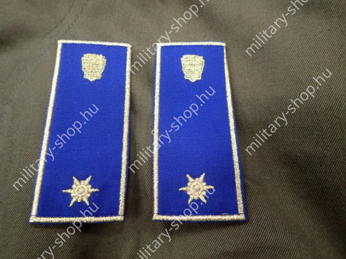 magyar honvédség rendőrségi rendfokozat vállap vállszalag  hadnagy mh rangjelzés rendfokozat őrmester pólóra nyakra zubbonyra sapkára zászlós őrmester  hadnagy főhadnagy százados tiszti katonai bolt üzlet army shop store military shop store in budap