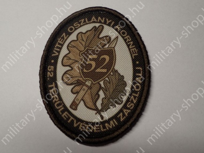 vitéz oszlányi kornél  52.területvédelmi zászlóalj ezred  magyr katonai  kar baret sapka felvarrók  katonai bolt üzlet army military shop store  surplus in budapest