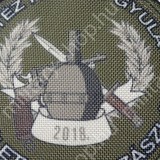vitéz farkas gyula 5. területvédelmi zászlóalj ezred  magyr katonai  kar baret sapka felvarrók  katonai bolt üzlet army military shop store  surplus in budapest