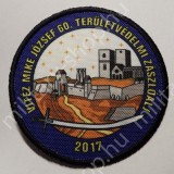 vitéz MIKE JÓZSEF 60.TERÜLETVÉDELMI ZÁSZLÓALJ , KÖZNAPI , SZÍNES , KARFELVARRÓ vitéz MIKE JÓZSEF 60.TERÜLETVÉDELMI ZÁSZLÓALJ , KÖZNAPI , SZÍNES , KARFELVARRÓ
