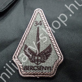 mh magyar honvédség 34. bercsényi  francia angol nato német usa baret barett lövész ejtőernyős felvarró katonai bolt üzlet army shop store in budapest