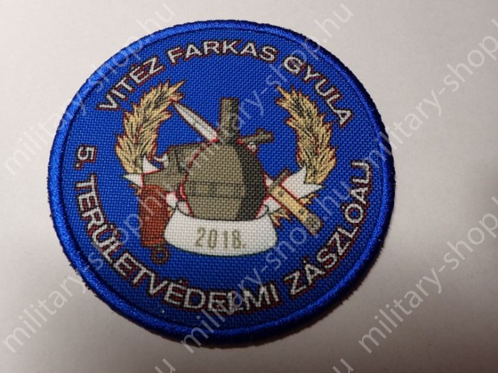 vitéz FARKAS GYULA .5. TERÜLETVÉDELMI ZÁSZLÓALJ , KÖZNAPI, SZÍNES , KARFELVARRÓ ,ÚJ vitéz FARKAS GYULA .5. TERÜLETVÉDELMI ZÁSZLÓALJ , KÖZNAPI, SZÍNES , KARFELVARRÓ ,ÚJ